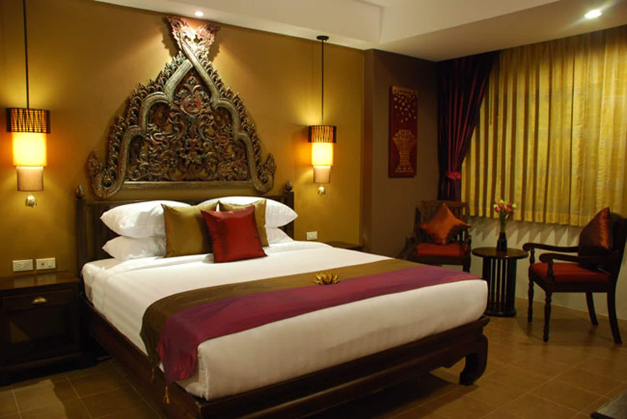 Siralanna Hotel Patong Екстериор снимка