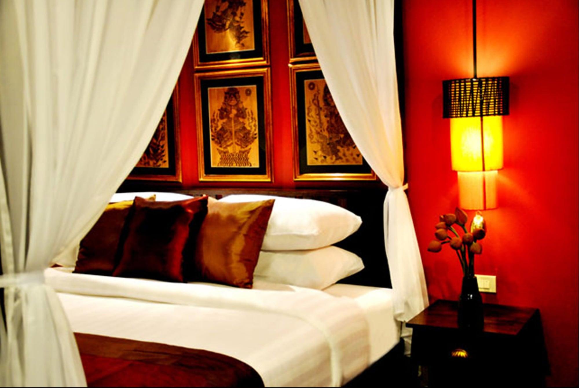 Siralanna Hotel Patong Екстериор снимка