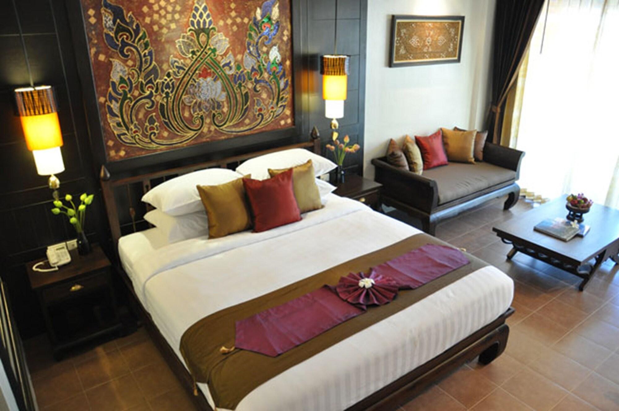 Siralanna Hotel Patong Екстериор снимка