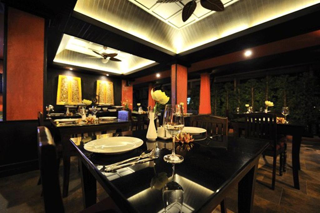 Siralanna Hotel Patong Екстериор снимка