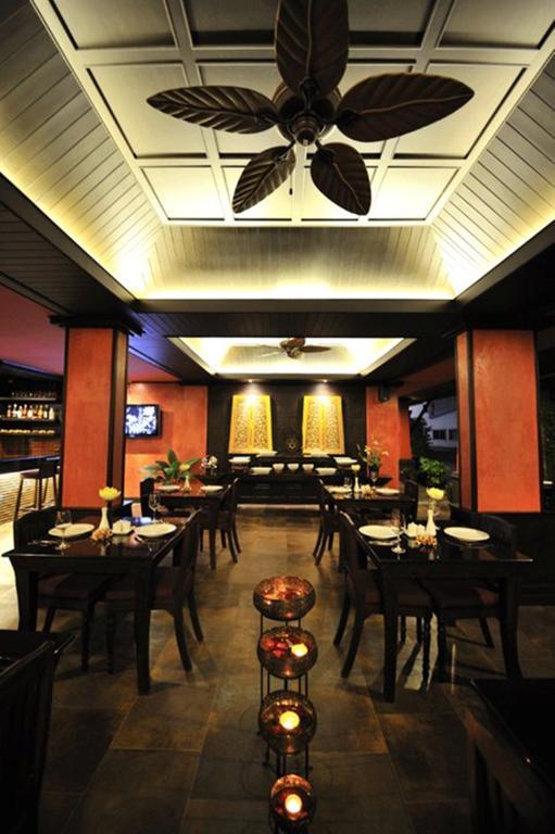 Siralanna Hotel Patong Екстериор снимка
